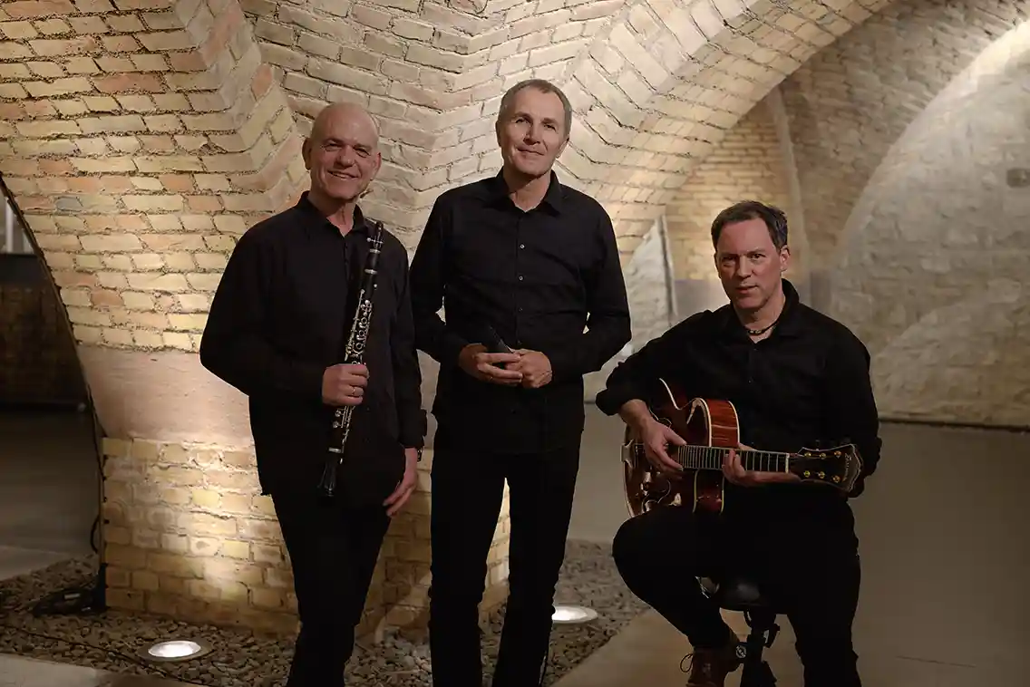 Brel, Brassens, Ferré.