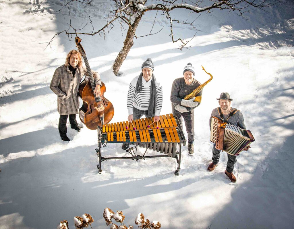 quadro nuevo im Schnee